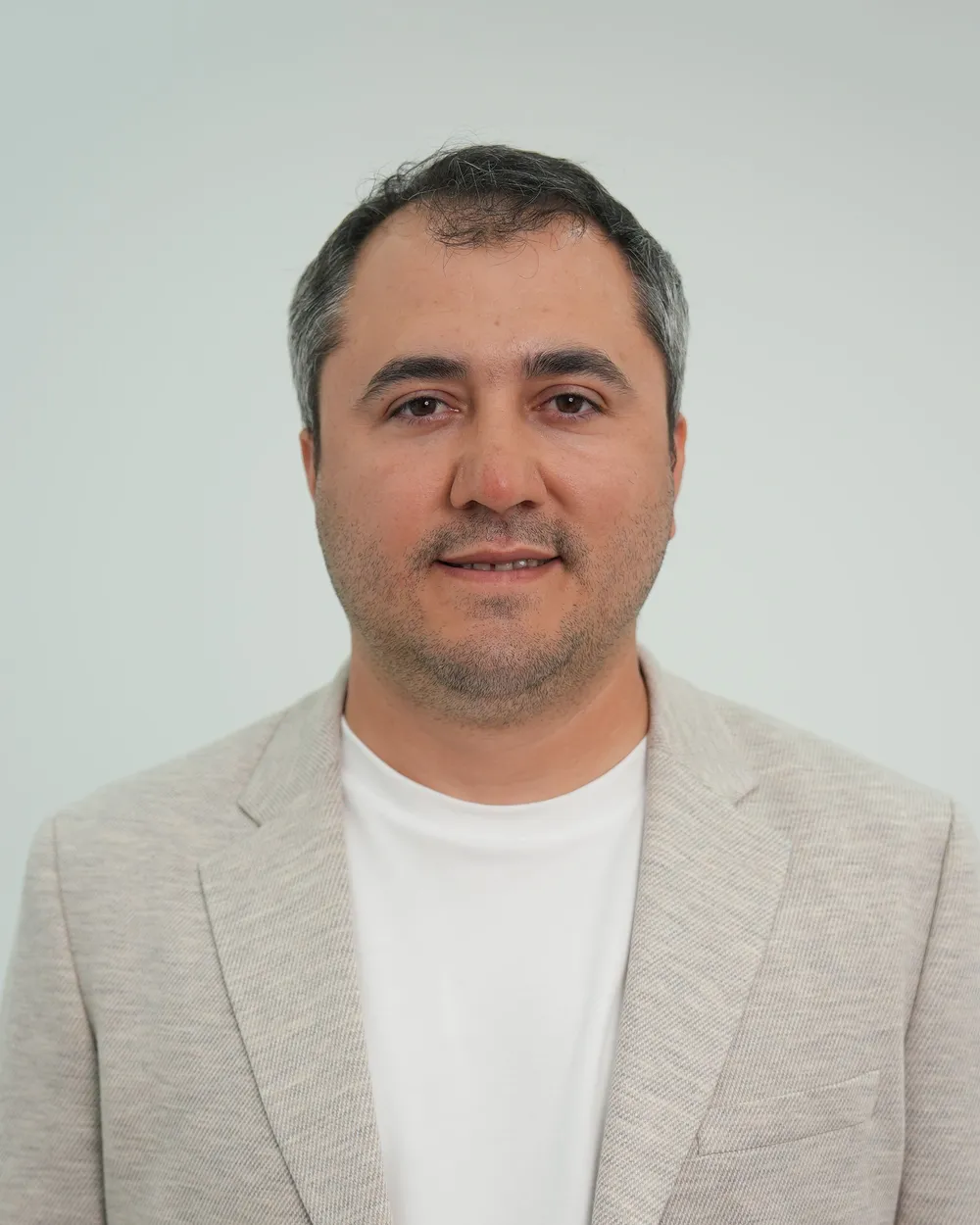 Dr. Mustafa Vurucu, Ankara medikal estetik uzmanı